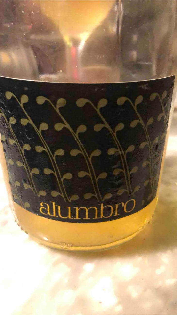 Alumbro Blanco - Microbodega Rodríguez Morán - Microbodega del Alumbro - Maribel, Abel y Juan José Moreno 