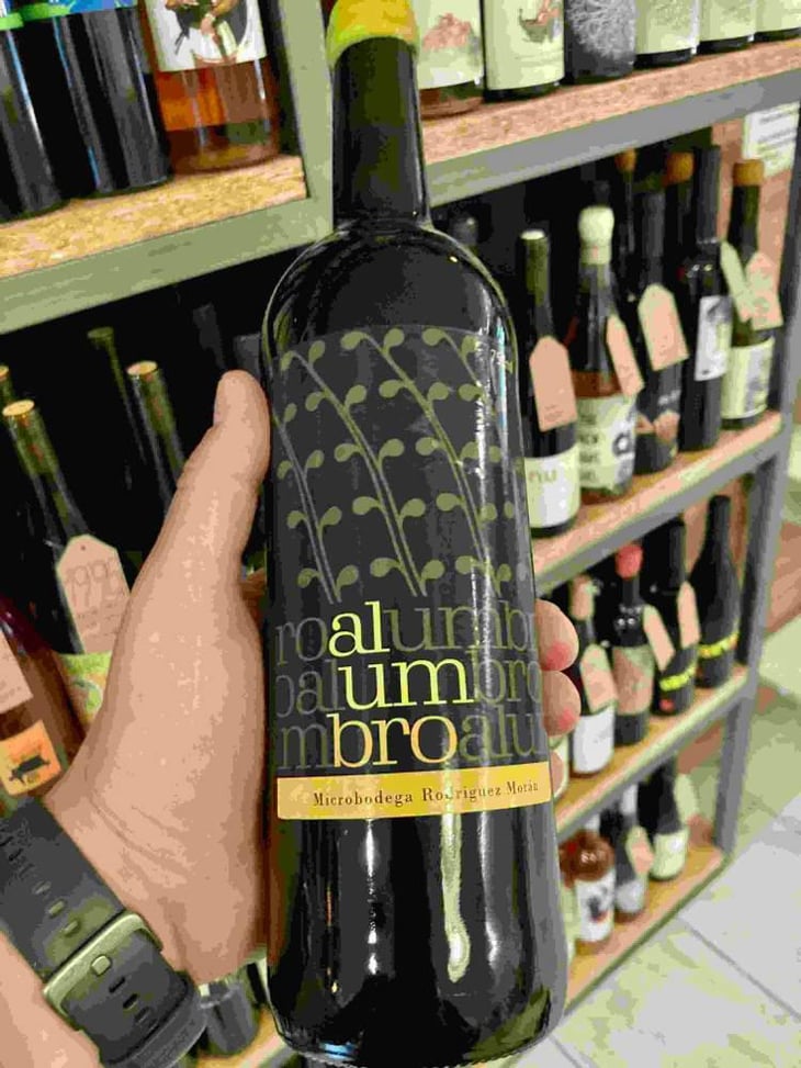 Alumbro Tinto - Microbodega Rodríguez Morán - Microbodega del Alumbro - Maribel, Abel y Juan José Moreno 