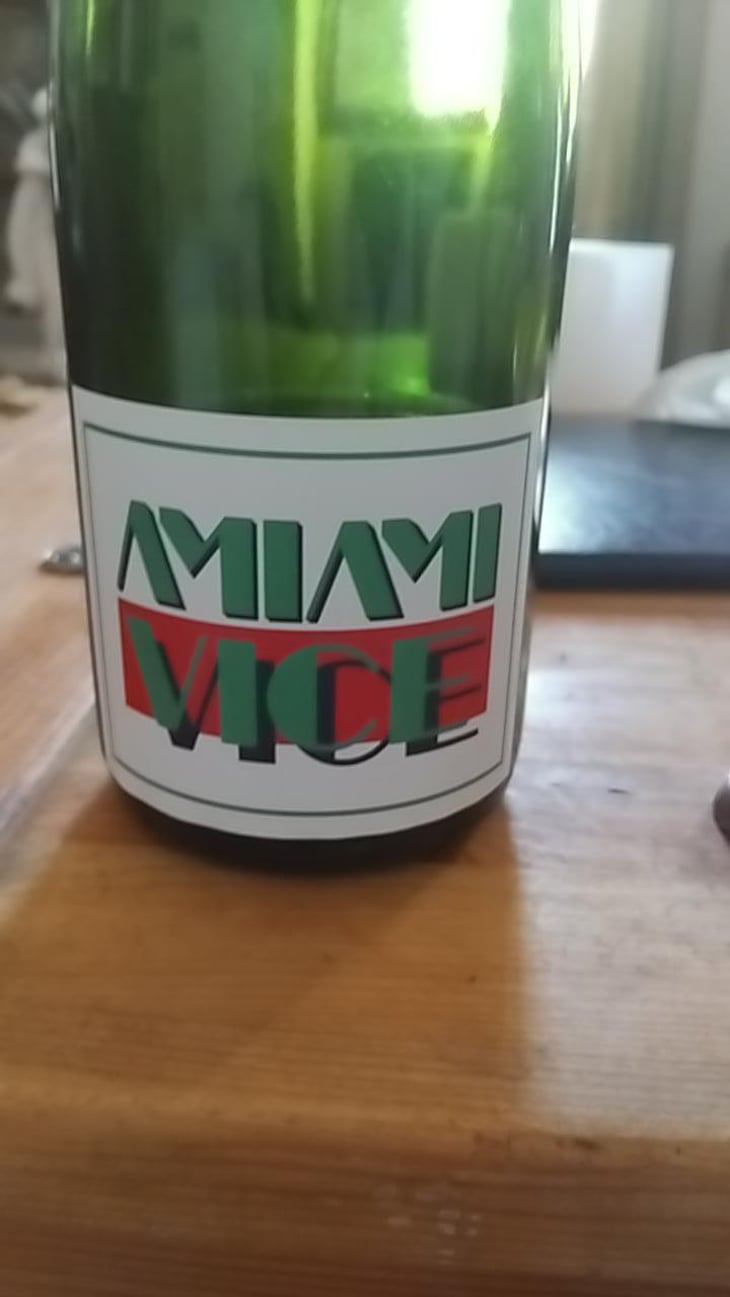 Amiami Vice - Domaine Ami - Paul Marchand-Perarnau & Willy Roulendes 