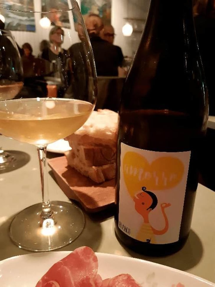 Amorro Blanco - Bodega Vinificate - Mahara Viticultores - Jose & Miguel Gomez 
