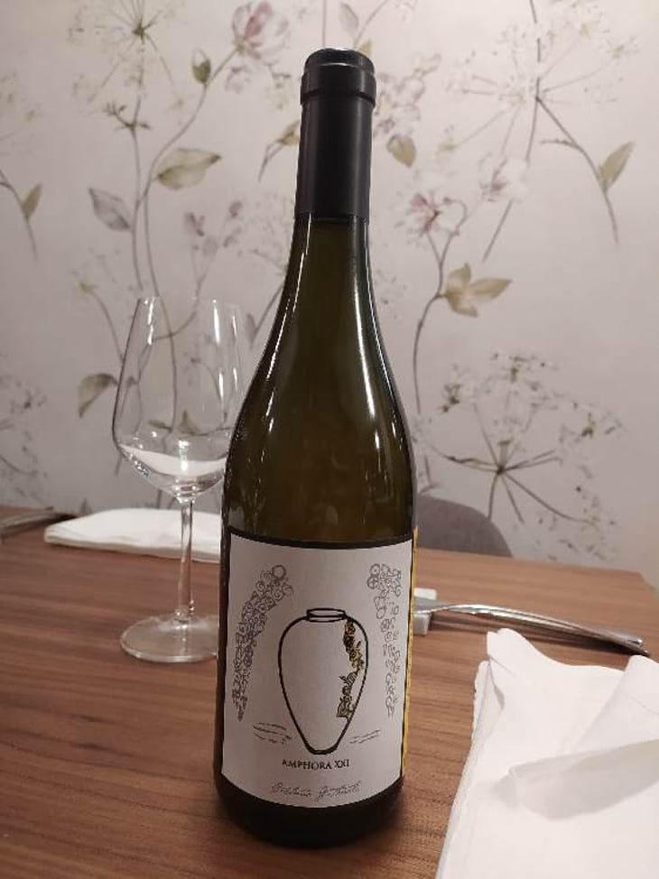 Bianco Amphora - Cantine Cristiano Guttarolo - Cristiano Guttarolo 