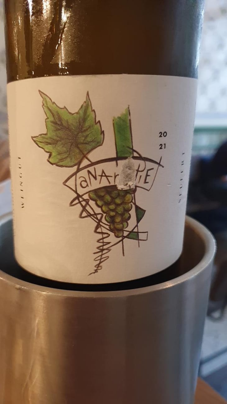 Anarchie - Weingut Seufert - Laura Seufert 
