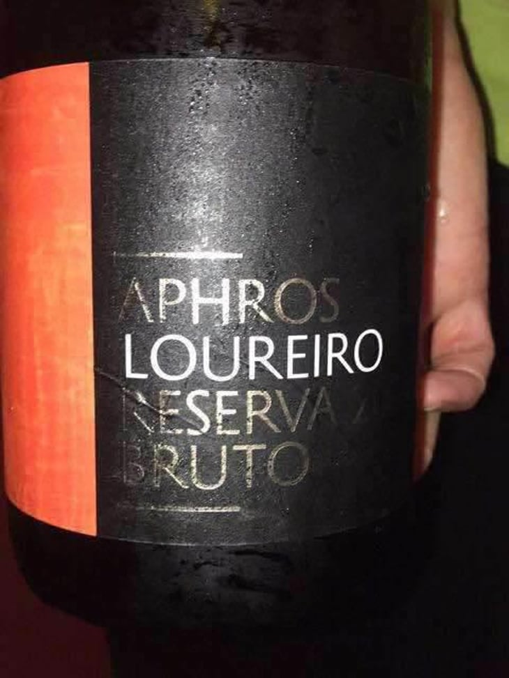 Aphros Loureiro Reserva Bruto - Aphros Wines Cellar - Vasco Croft, Tiago Sampaio & Miguel Viseu 