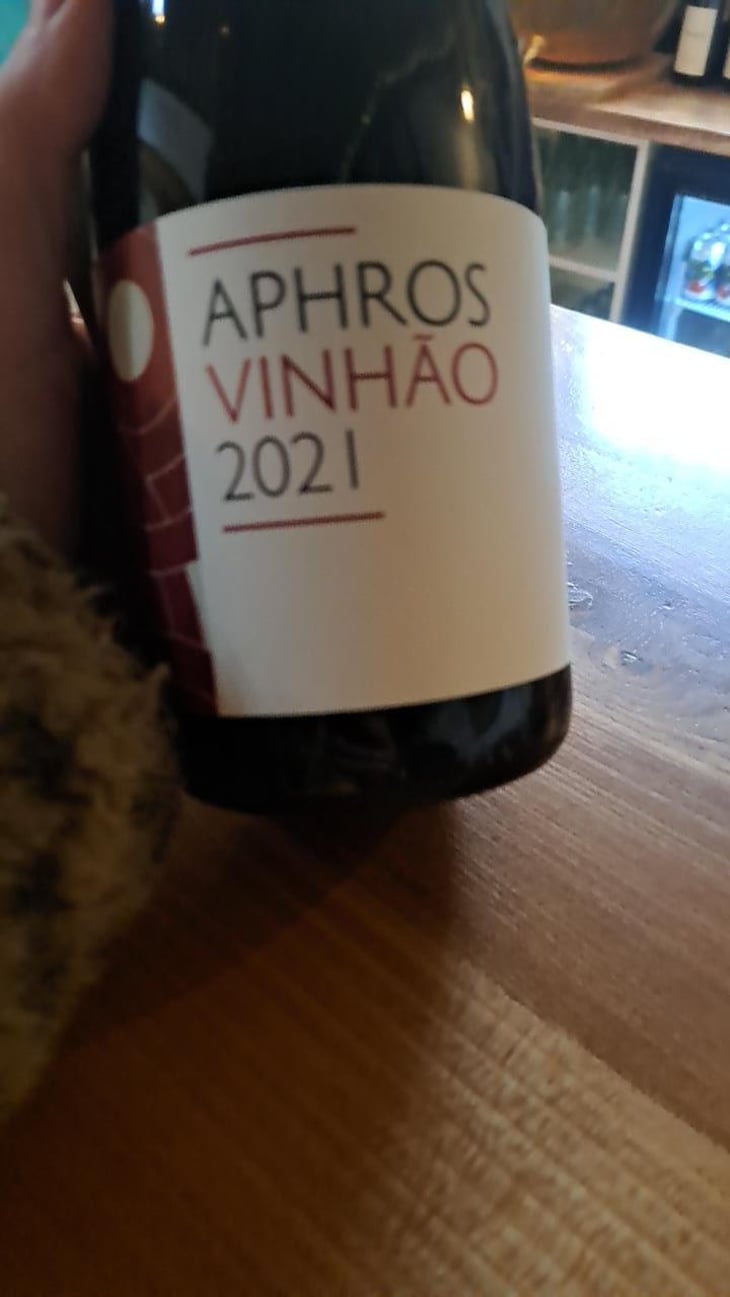 Aphros Vinhão - Aphros Wines Cellar - Vasco Croft, Tiago Sampaio & Miguel Viseu 