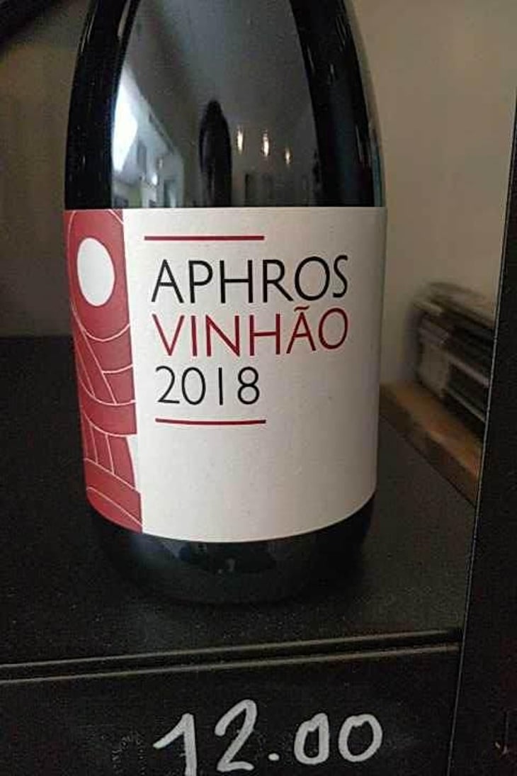 Aphros Vinhão - Aphros Wines Cellar - Vasco Croft, Tiago Sampaio & Miguel Viseu 