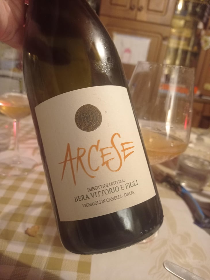 Arcese - Azienda Agricola Vittorio Bera & Figli - Alessandra e Gianluigi Bera 