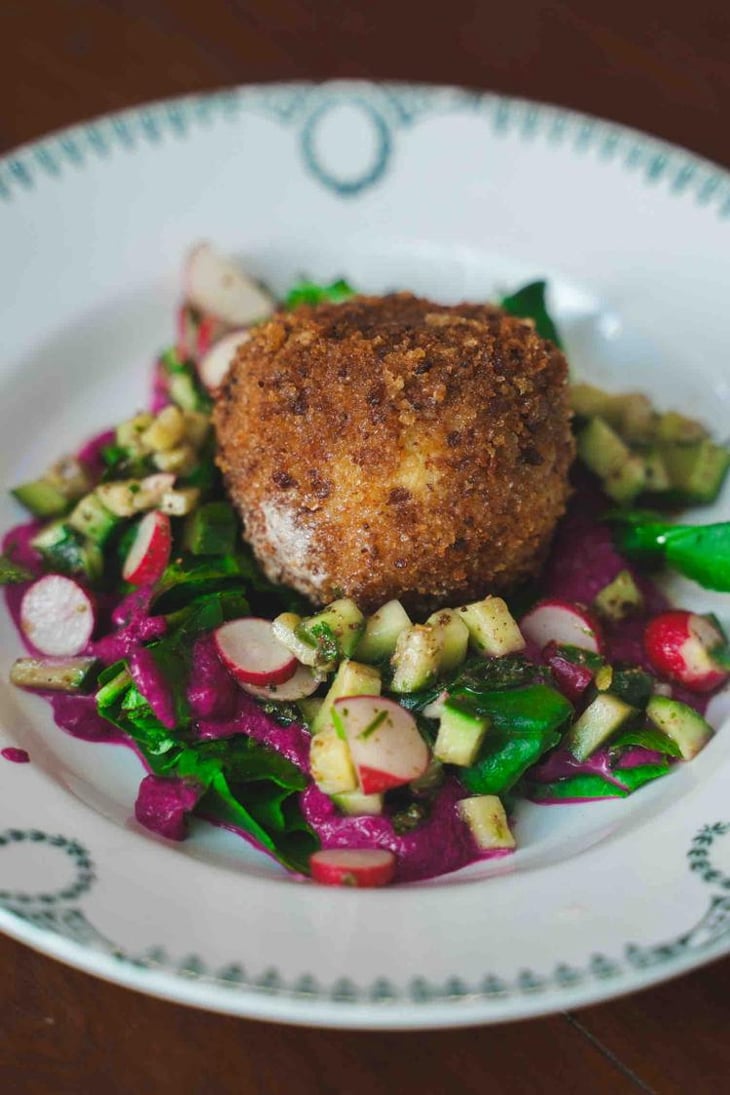 Arrancini Saint Nectaire, Crème De Betteraves, Concombres, Radis Et Pesto D’Epinards Des Bocel (35) - Friand - 777714