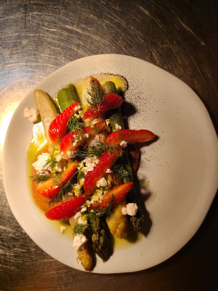 Asperges / Fraises / Feta - Croûton - 773613