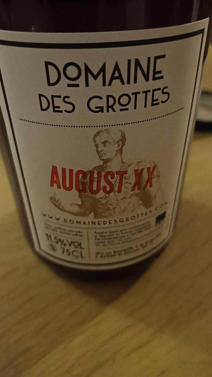 August - Domaine des Grottes - Romain des Grottes 