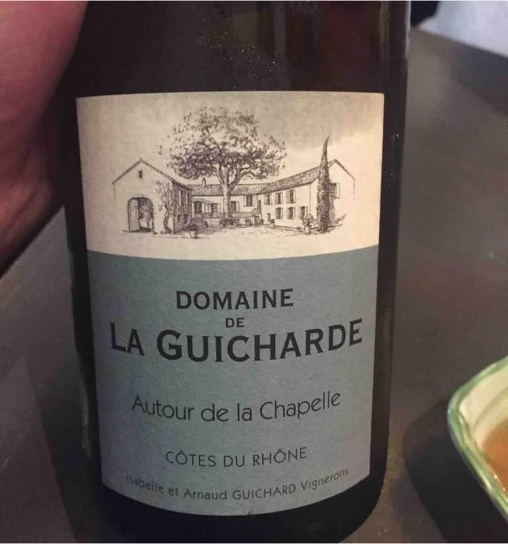 Autour de la Chapelle - Domaine De La Guicharde - Arnaud & Isabelle Guichard 