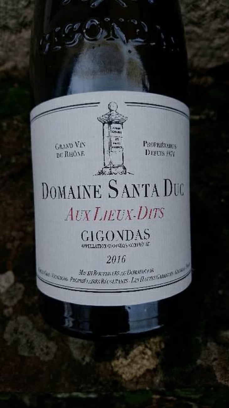 Aux Lieux-Dits - Domaine Santa Duc - Yves & Benjamin Gras 