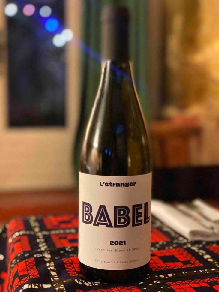 Babel - Domaine de L'Étranger - Paulo Almeida & Laura Rebeissi 