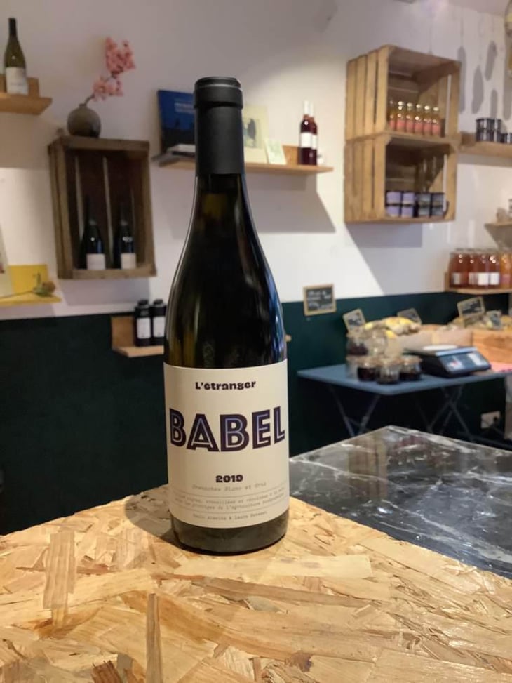 Babel - Domaine de L'Étranger - Paulo Almeida & Laura Rebeissi 