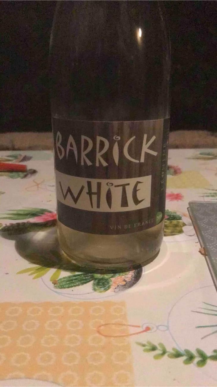 Barrick White - Domaine Léonine - Jordan Le Guyader 