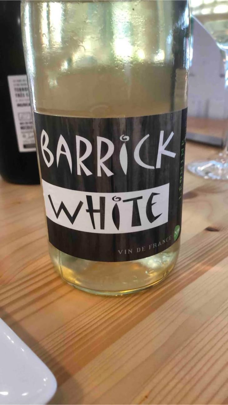 Barrick White - Domaine Léonine - Jordan Le Guyader 