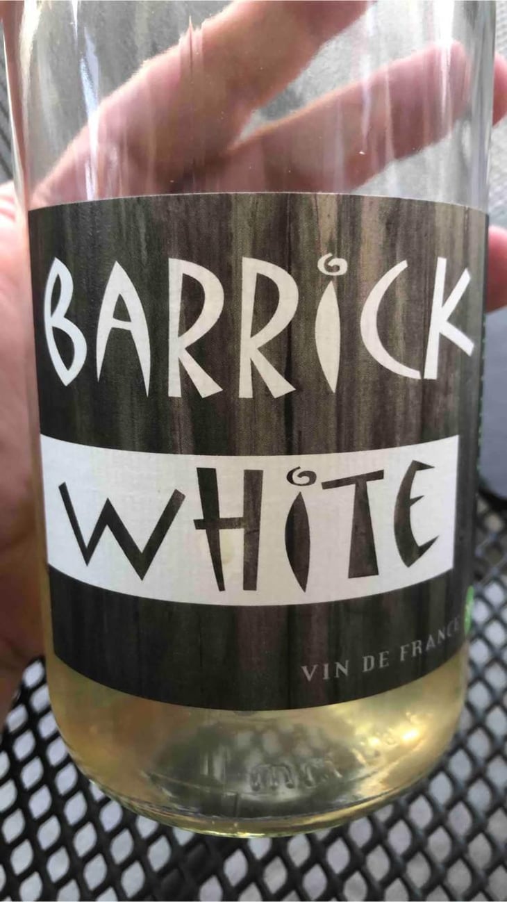Barrick White - Domaine Léonine - Jordan Le Guyader 