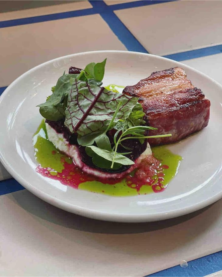 Bbq . Local Porc . Glazed Beetroot . Ricotta - Hop-gastrobar - 651392