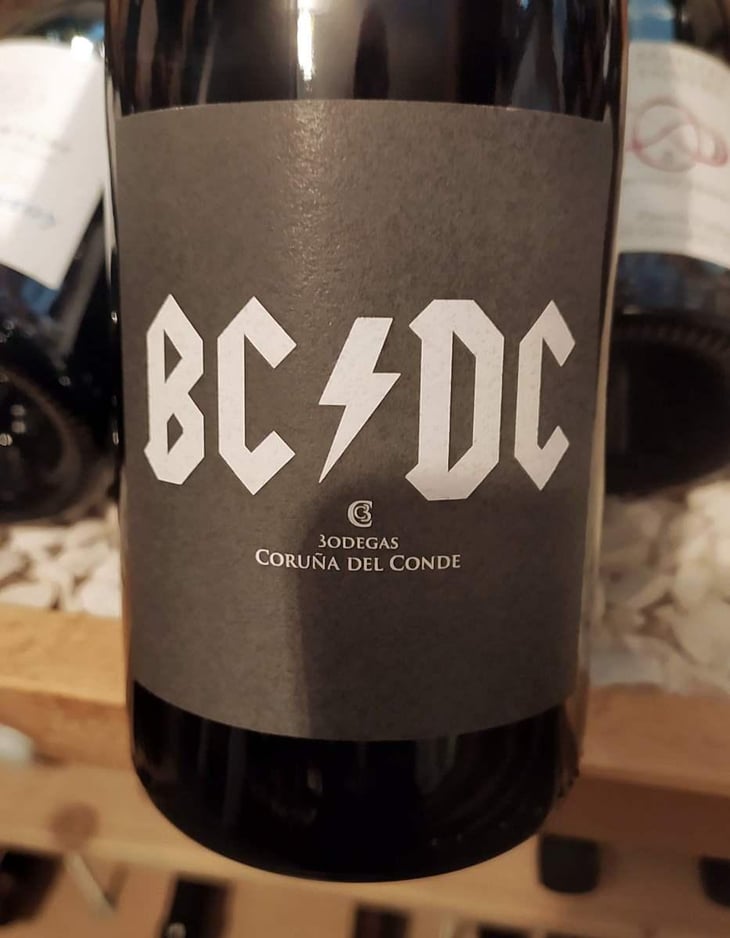 BC DC - Bodegas Coruña del Condé - Angelica Amo Lopez & Julien Ben Hamou Lopez 