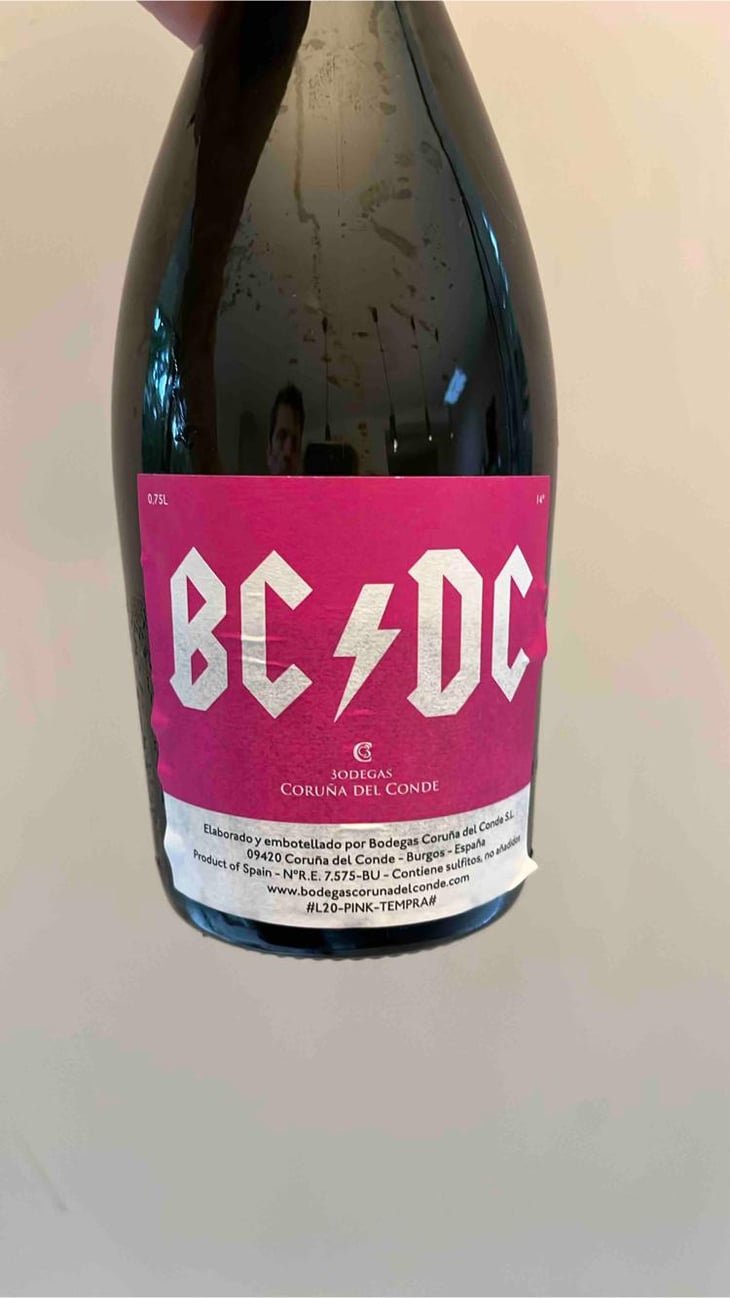 BC DC - Bodegas Coruña del Condé - Angelica Amo Lopez & Julien Ben Hamou Lopez 