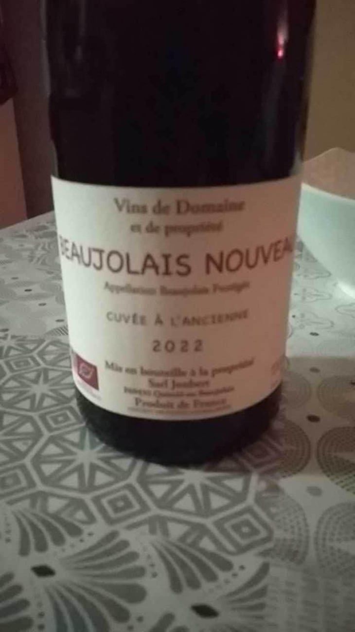 Beaujolais Nouveau - Domaine Marcel Joubert - Carine Joubert 