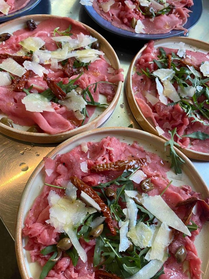 Beef Carpaccio - Villa Bardon - 700353
