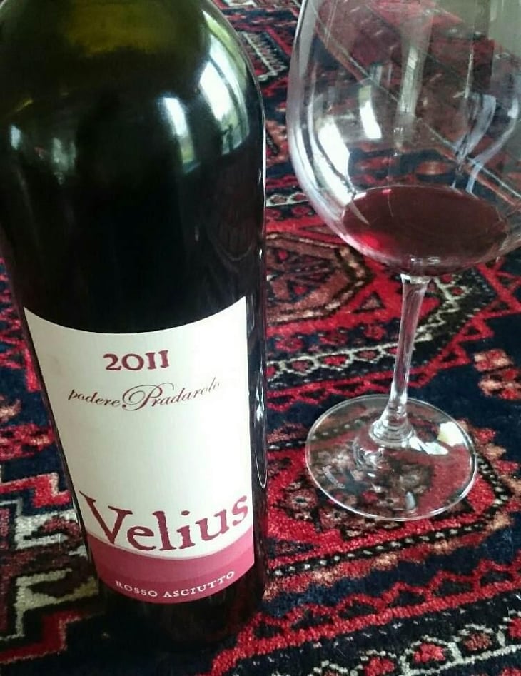 Velius Rosso Asciutto - Podere Pradarolo - Alberto Carretti 