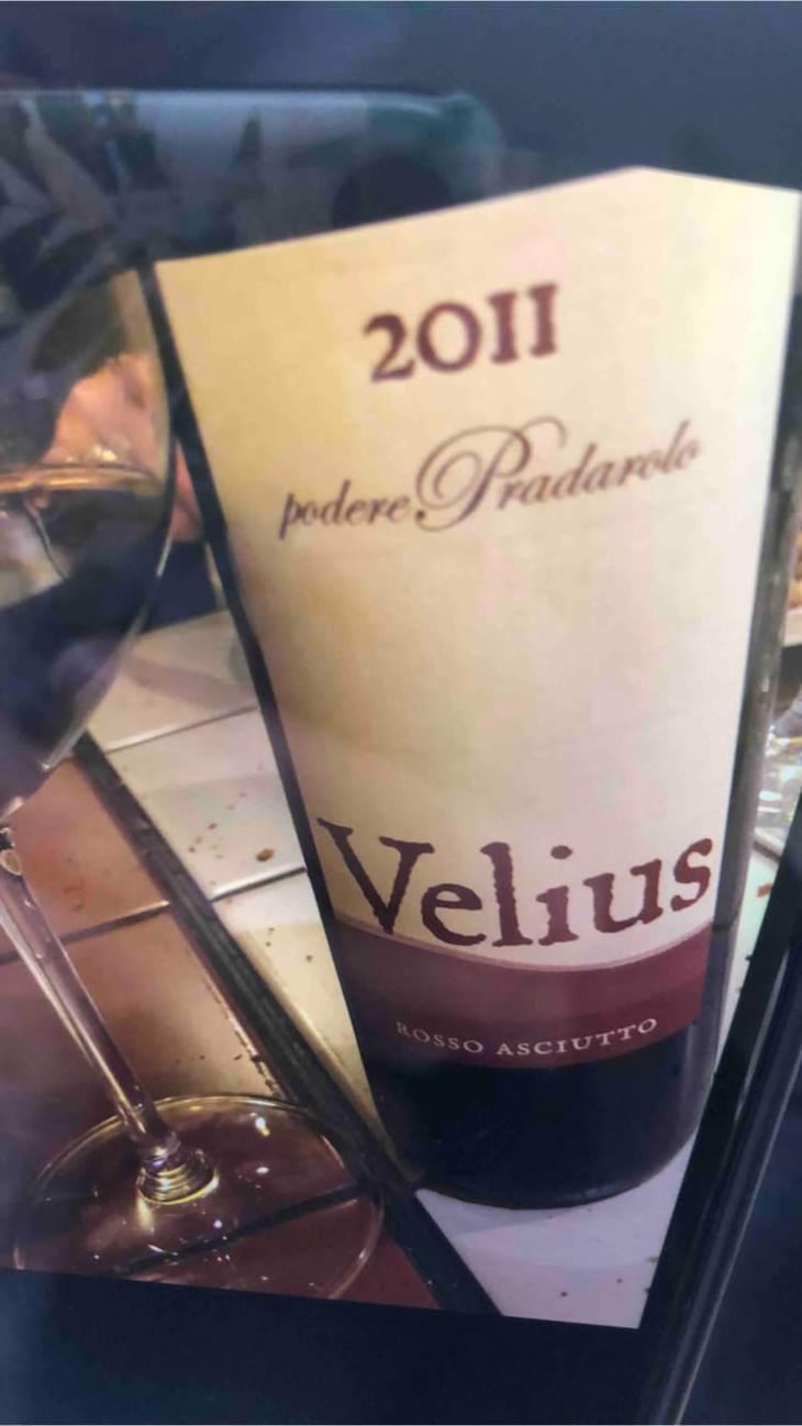 Velius Rosso Asciutto - Podere Pradarolo - Alberto Carretti 
