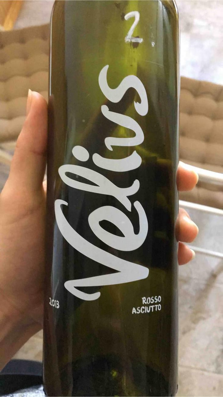 Velius Rosso Asciutto - Podere Pradarolo - Alberto Carretti 