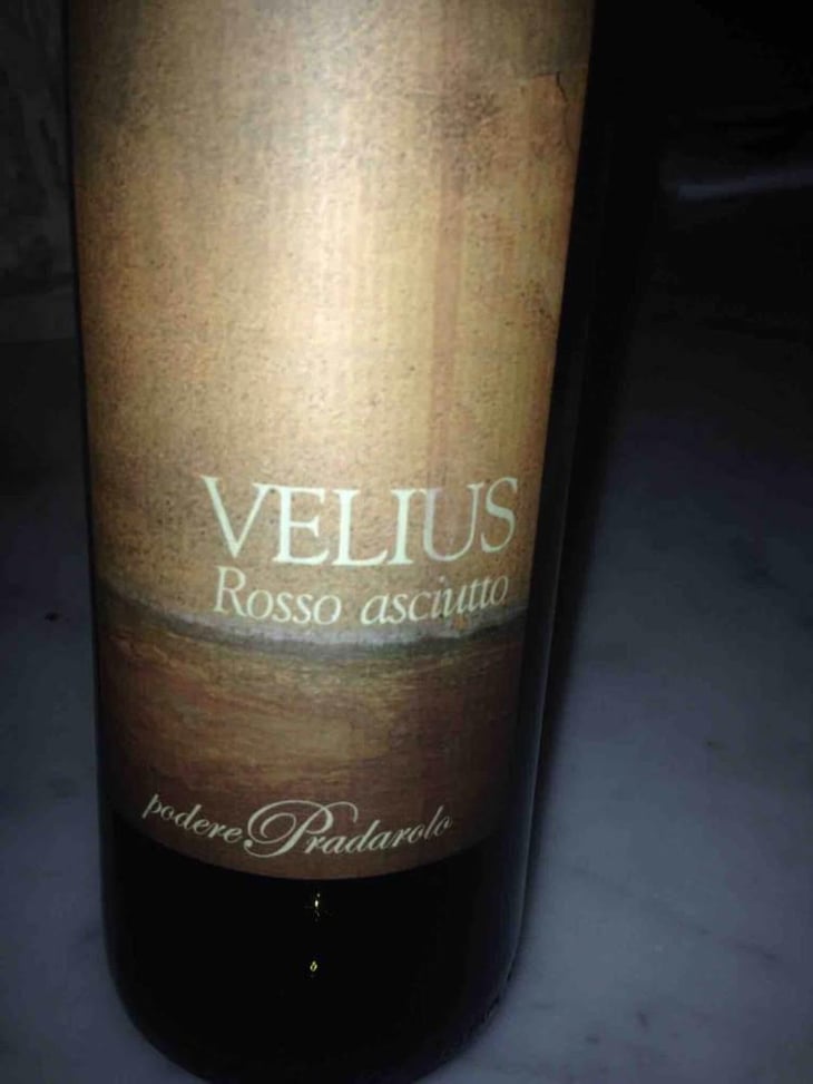 Velius Rosso Asciutto - Podere Pradarolo - Alberto Carretti 