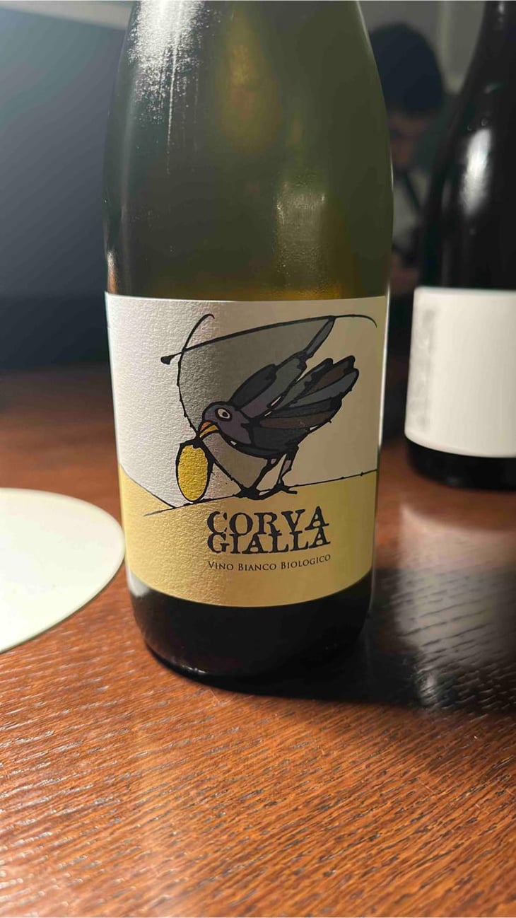 Vino Bianco - Azienda Agricola Corvagialla - Beatrice Arweiler 