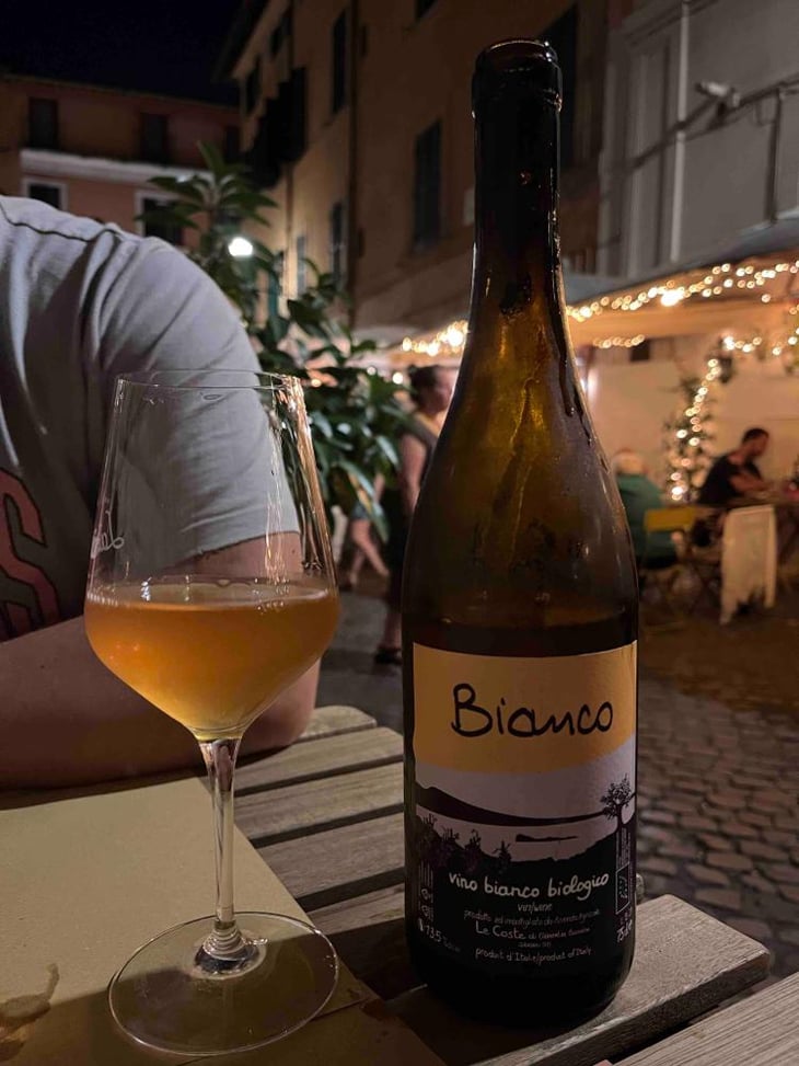 Bianco - Le Coste - Clémentine Bouveron & Gianmarco Antonuzi 