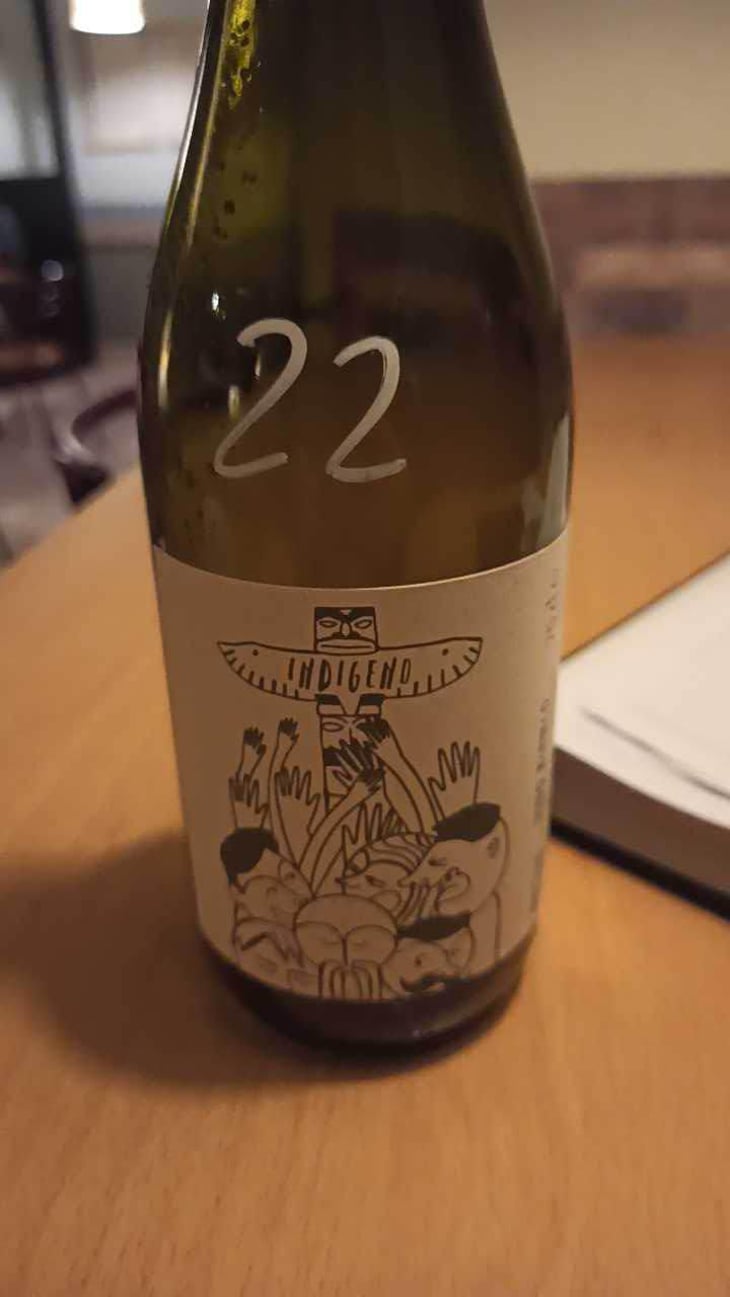 Bianco - Cantina Indigeno (TEMPORARILY CLOSED) - Alfredo Giugno, Loreto Lamolinara, Nicola Reginaldi -2020