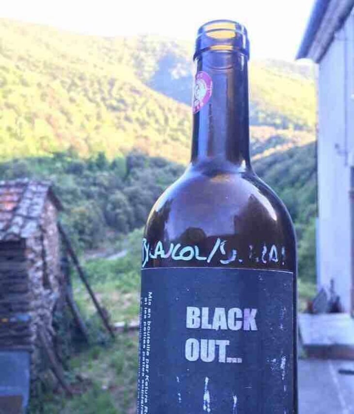 Black Out... - Le Pigeonnier Des Clouts - Ketura Roux 