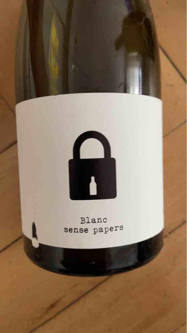 Blanc Sense Papers - Bodega Clandestina - Ferran Lacruz 