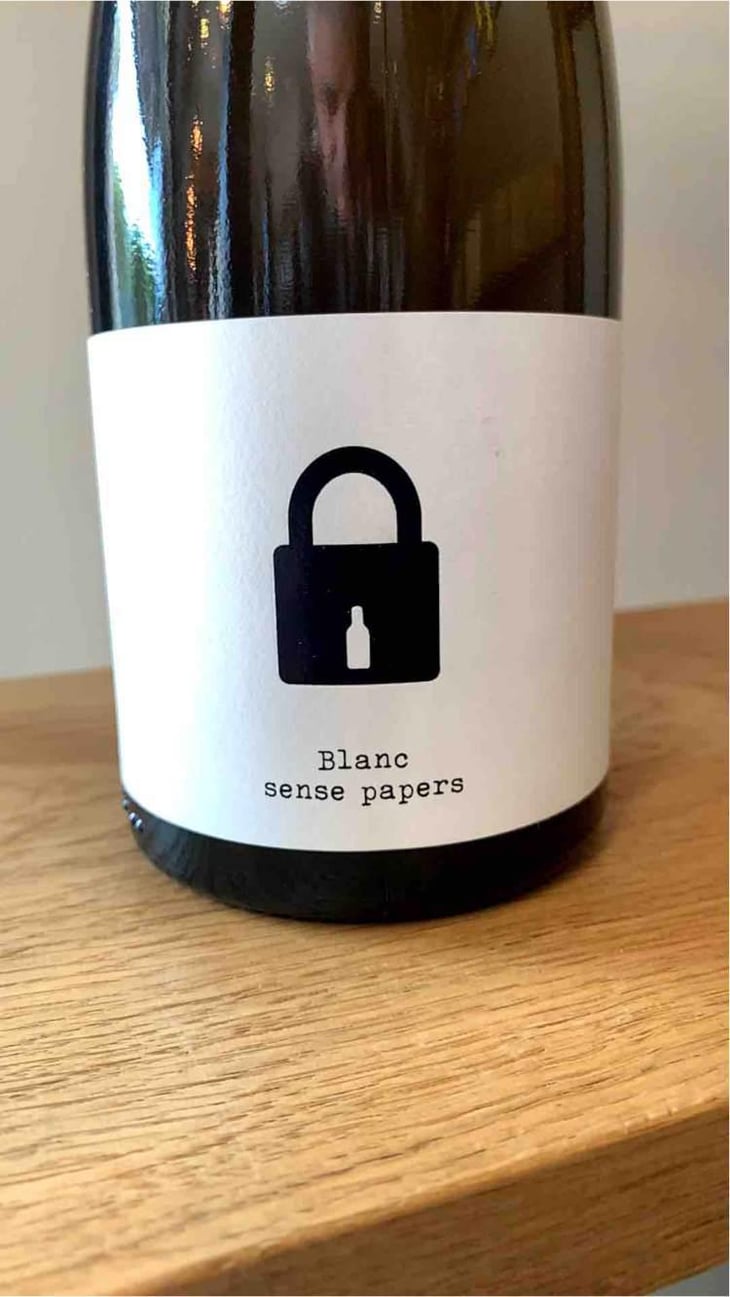 Blanc Sense Papers - Bodega Clandestina - Ferran Lacruz 