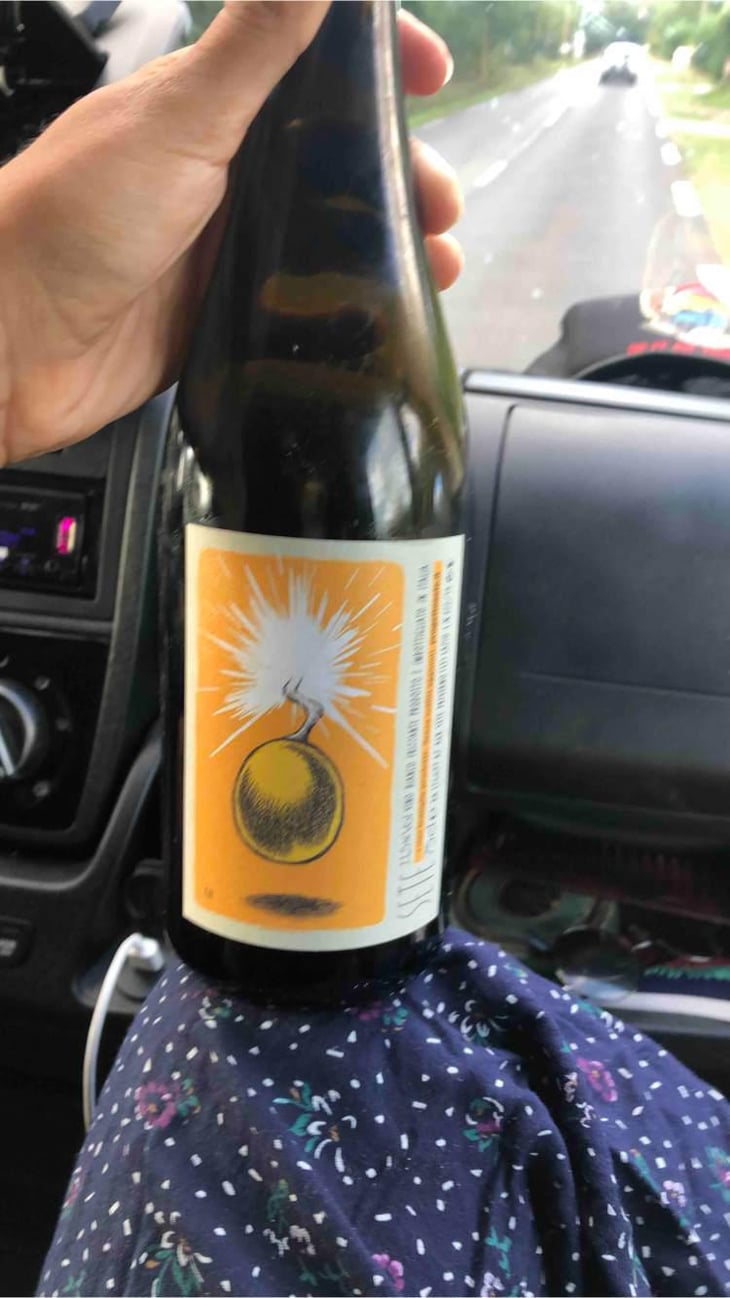 Bomba Bianco Frizzante - Sete - Vini Naturali - Emiliano Giorgi, Arcangelo Galuppi, Martina D’Alessio 