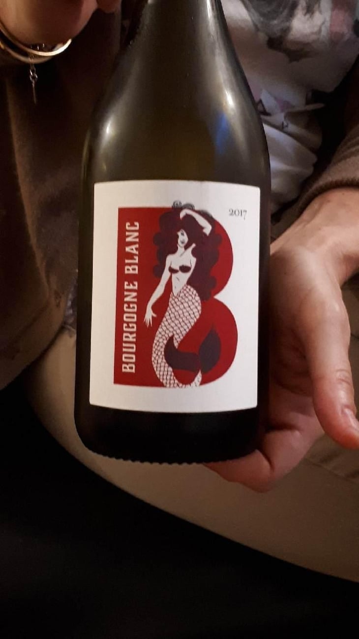 Bourgogne Blanc - Château de Grand Pré - Claude, Romain & Christine Zordan 