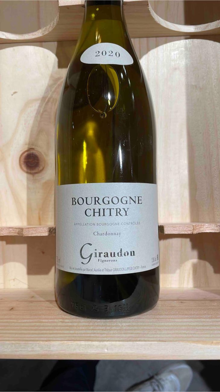 Bourgogne Chirty - Domaine Giraudon - Aurélie, Thibaut et Marcel Giraudon 