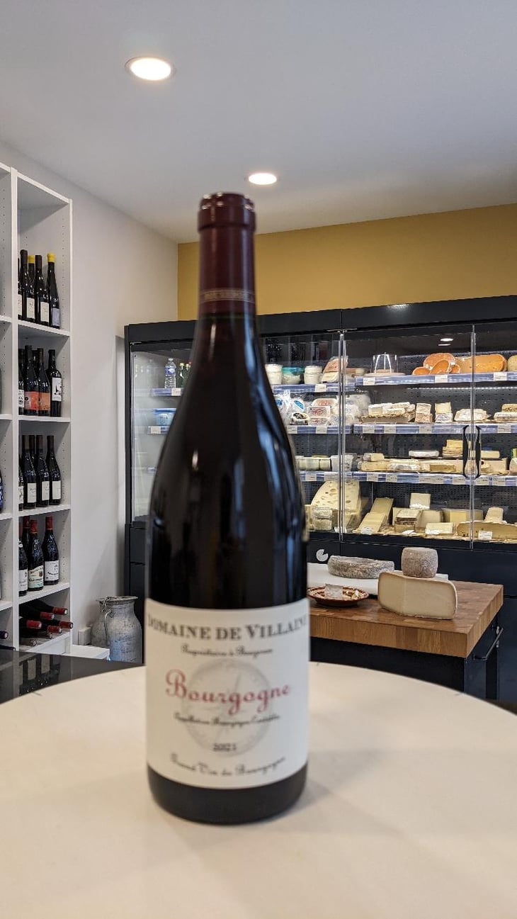 Bourgogne "Cuvée Ronde" - Domaine De Villaine - Aubert De Villaine, Thierry Devaux & Pierre de Benoist -2021