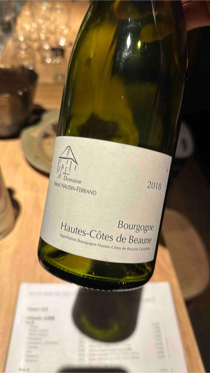 Bourgogne Hautes-Côtes de Beaune - Domaine Henri Naudin-Ferrand - Claire Naudin 
