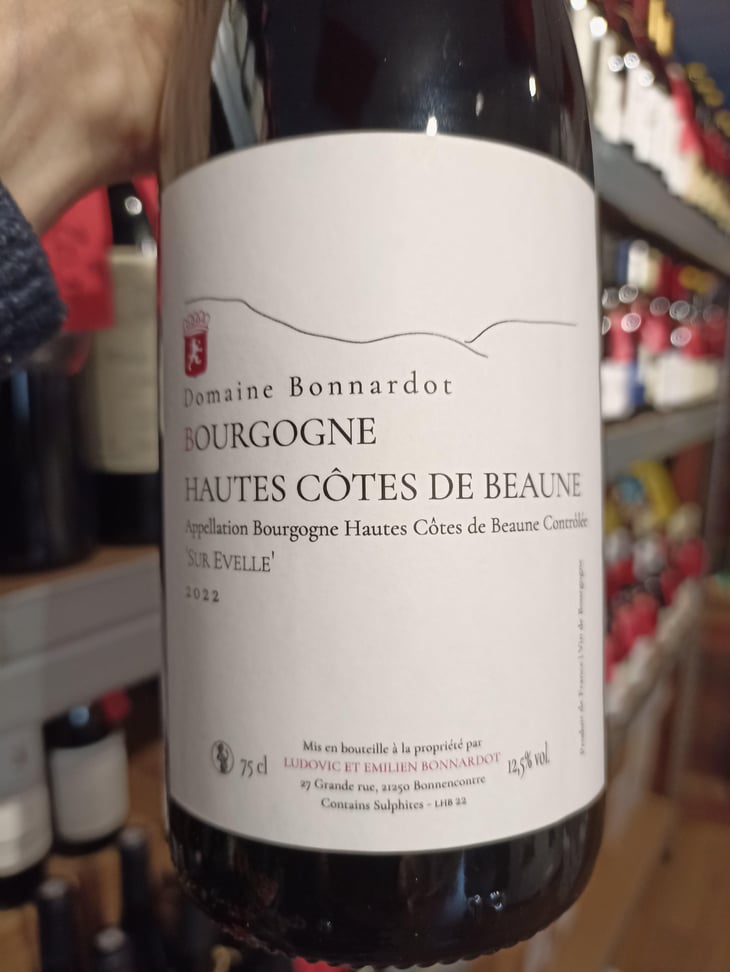 Bourgogne Hautes-Côtes de Beaune "Sur Evelle" - Domaine Bonnardot - Antoine, Ludovic & Emilien Bonnardot 