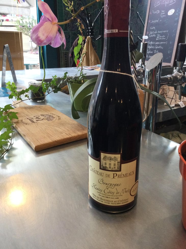 Bourgogne hautes côtes de nuits - Château de Prémeaux - Famille Pelletier 