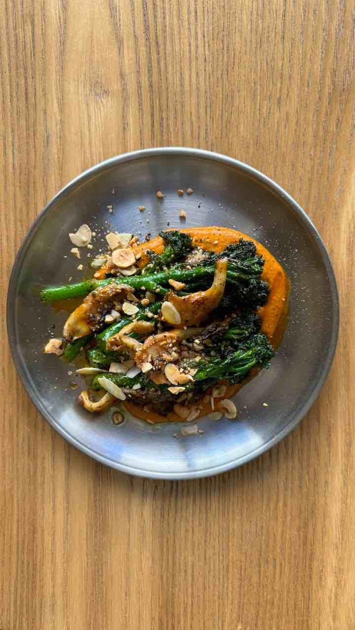 Broccoli With Mushrooms, Romesco Sauce And A Mix Of Nuts - Pomme Eatery - 778482