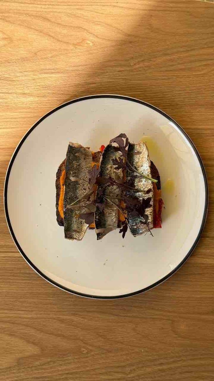 Brushetta With Sardines And Romesco Sauce - Pomme Eatery - 779619
