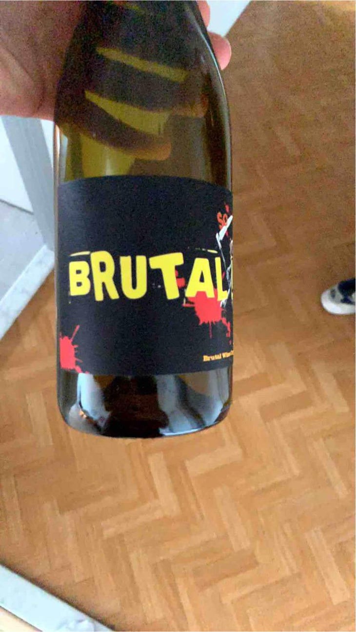 Brutal - Celler Escoda Sanahuja - Joan Ramón Escoda Martinez 