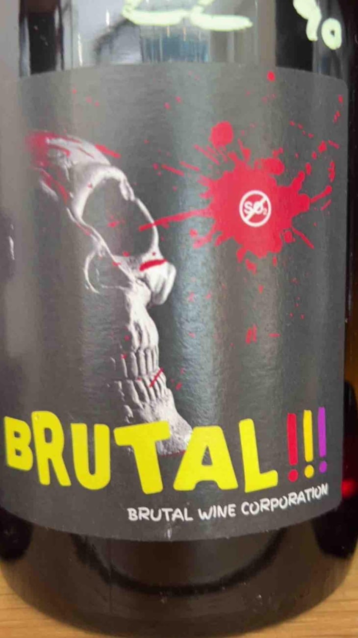 Brutal - MicroBioWines - Ismael Gozalo 