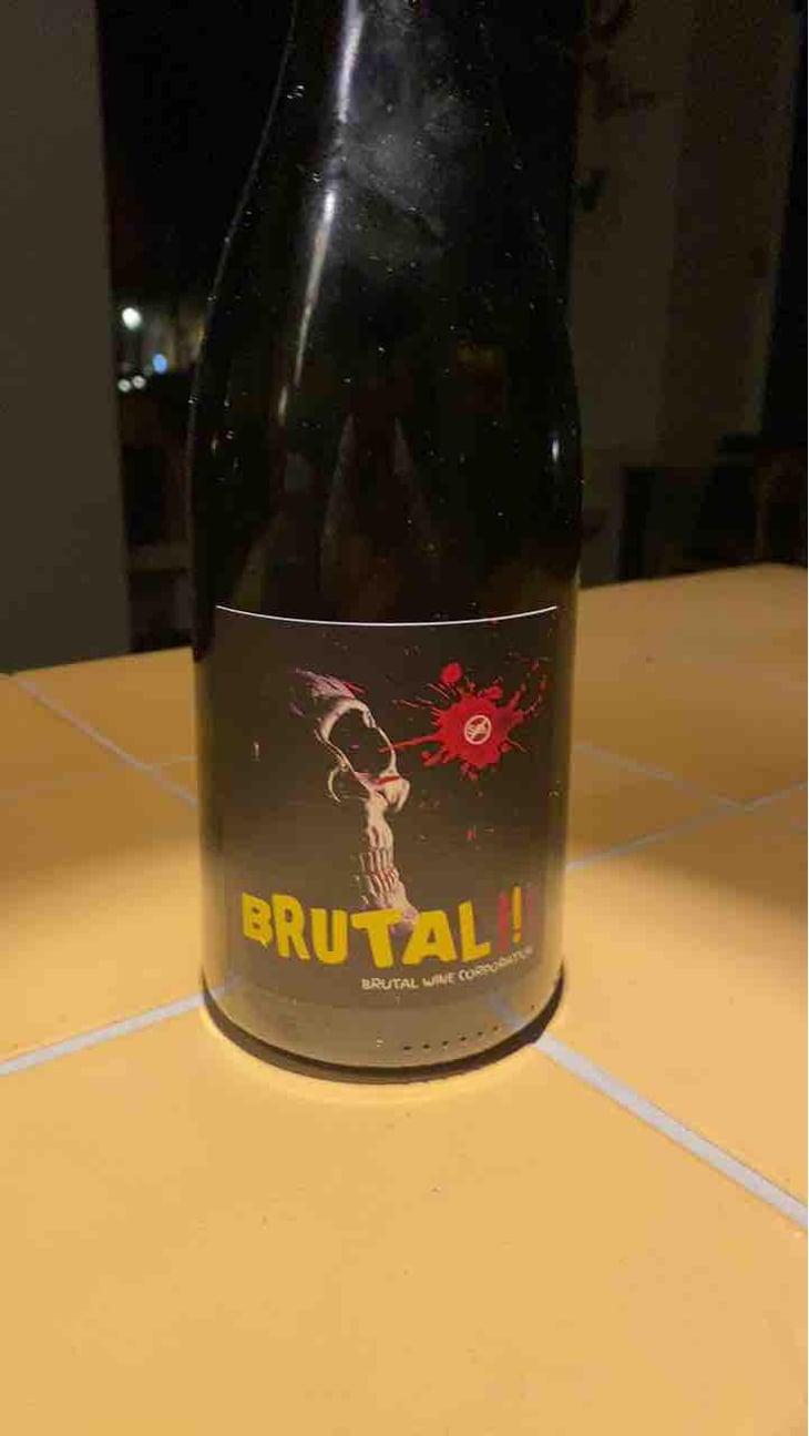 Brutal - MicroBioWines - Ismael Gozalo 