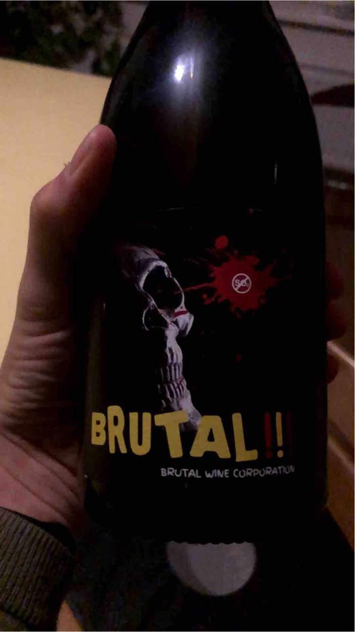 Brutal - MicroBioWines - Ismael Gozalo 