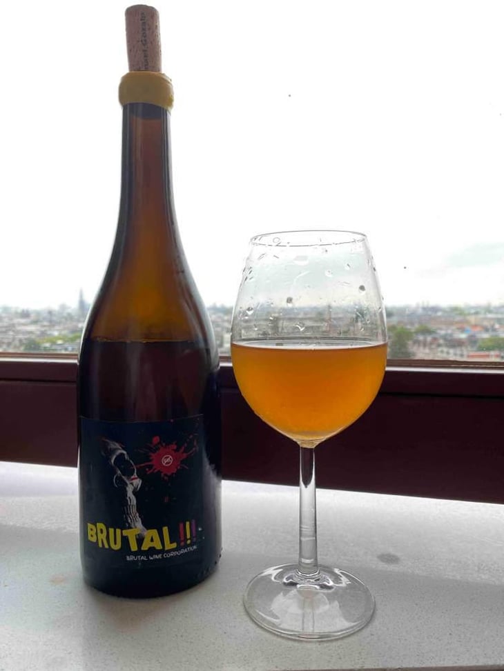 Brutal - MicroBioWines - Ismael Gozalo 