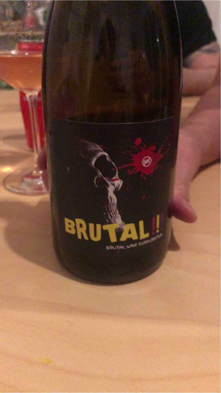 Brutal - MicroBioWines - Ismael Gozalo 